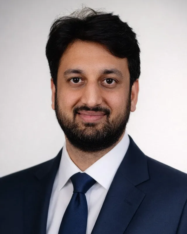 Dr. Hitesh Nagrath, orthodontist and founder of Orthomania